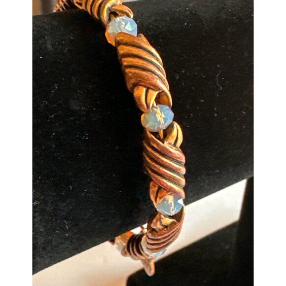 Alex And Ani Vintage 66 Sixty Six Beaded Coil Bracelet Energy Tech Gold Tone - Picture 2 of 8